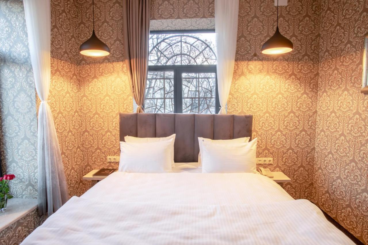 Hotel Day Inn 第比利斯 外观 照片